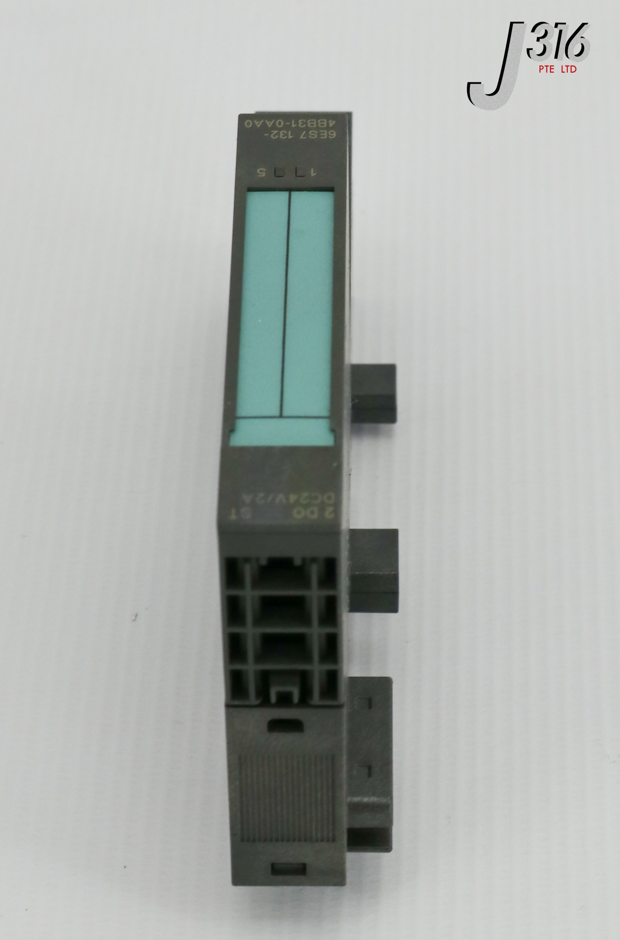25488 SIEMENS 2 DIGITAL OUTPUT MODULE ST DC24V 2A 6ES7 132-4BB31